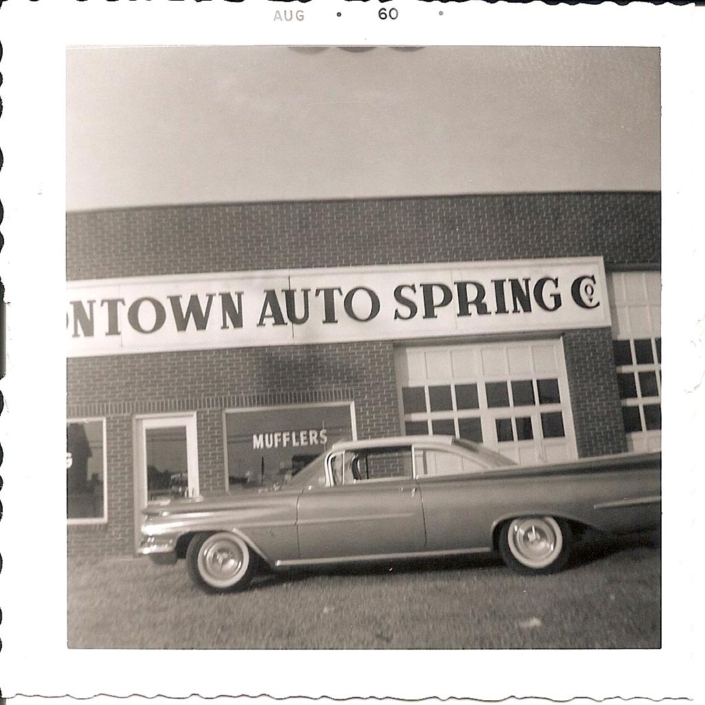 Uniontown Auto Spring Vintage Photo from Oct. 1959